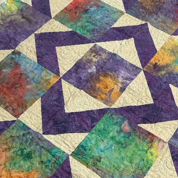 New Hand Made Quilted Blanket, Purple, Lavender Tie-Dye Baby Blanket - Picture 7 of 9